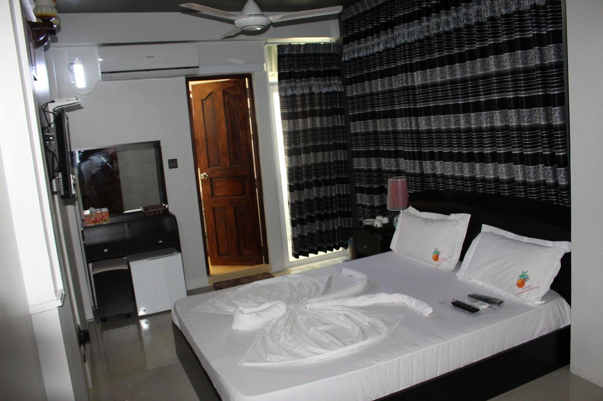 Dream Relax Hotel Hulhumale Exterior photo