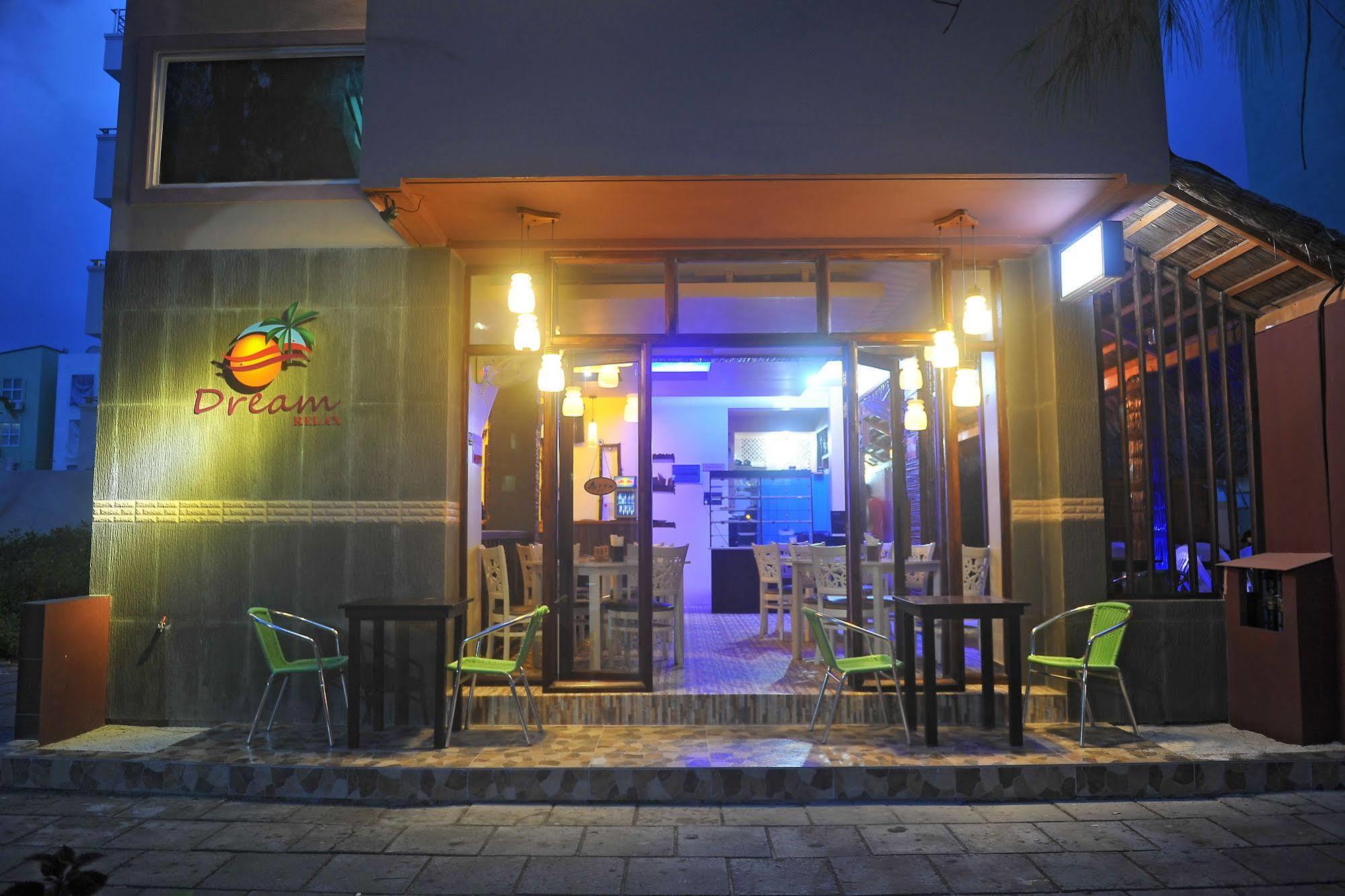 Dream Relax Hotel Hulhumale Exterior photo